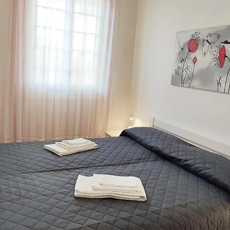Holiday home Oroblu. Singola A 50 Metri Dal Mare *