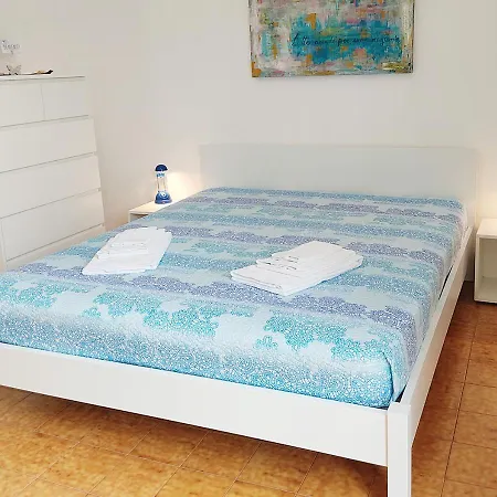 Holiday home Oroblu. Singola A 50 Metri Dal Mare *