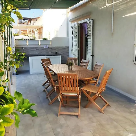 Holiday home Oroblu. Singola A 50 Metri Dal Mare Marina di Ragusa