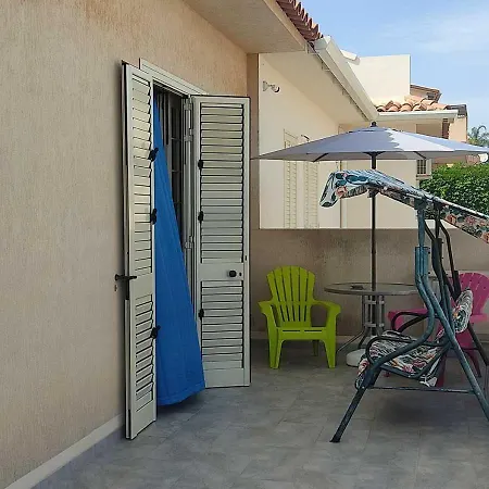 Oroblu. Singola A 50 Metri Dal Mare Holiday home Marina di Ragusa